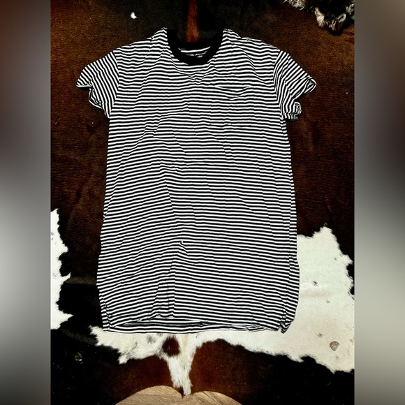 Dresses & Skirts - Black/white striped dress, tshirt with pocket